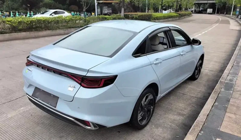 
								Geely Emgrand L Hi·X full									